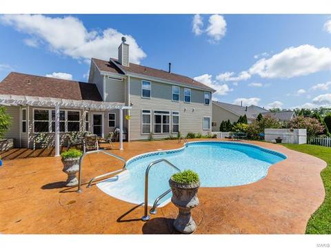 1004 Pearview Dr, Saint Peters, MO 63376 photo 5