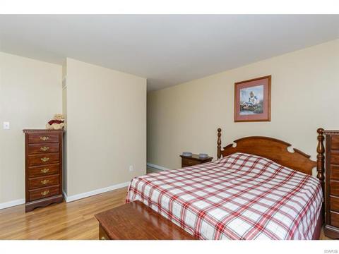 1004 Pearview Dr, Saint Peters, MO 63376 photo 34