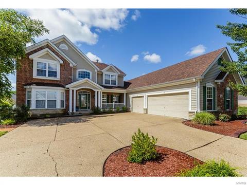 1004 Pearview Dr, Saint Peters, MO 63376 photo 1