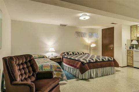 1012 Cla Ter Ri Dr, Ballwin, MO 63011 photo 38