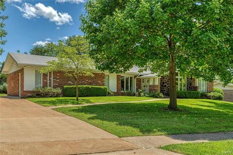 1012 Cla Ter Ri Dr, Ballwin, MO 63011 photo 2