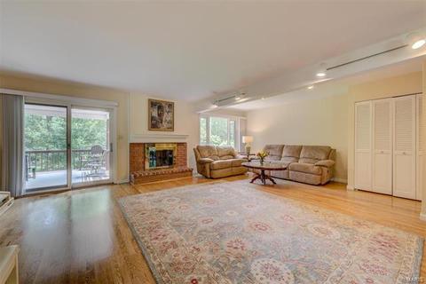 302 Wildbrier, Ballwin, MO 63011 photo 16