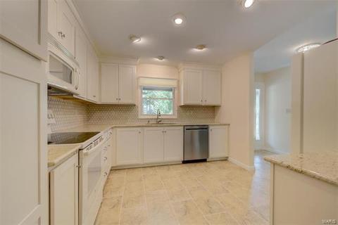 302 Wildbrier, Ballwin, MO 63011 photo 19
