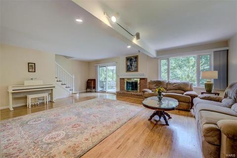 302 Wildbrier, Ballwin, MO 63011 photo 17