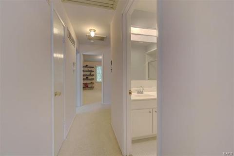 302 Wildbrier, Ballwin, MO 63011 photo 29