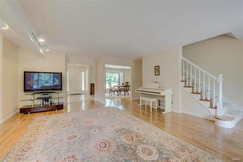 302 Wildbrier, Ballwin, MO 63011 photo 15