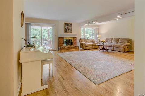 302 Wildbrier, Ballwin, MO 63011 photo 14