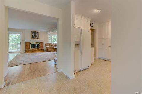 302 Wildbrier, Ballwin, MO 63011 photo 10