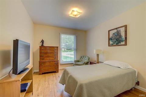 302 Wildbrier, Ballwin, MO 63011 photo 27