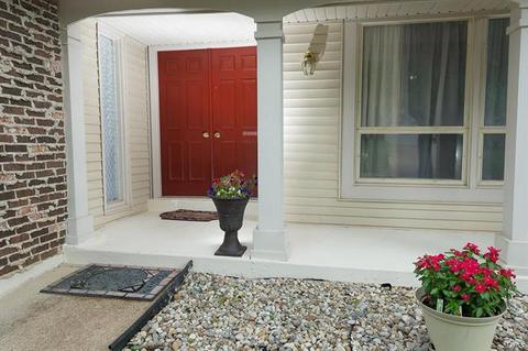 1310 Rusticview Dr, Ballwin, MO 63011 photo 3