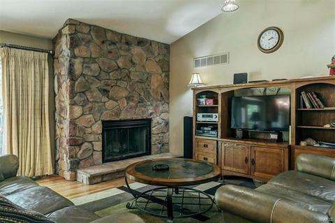402 Baberton, Ballwin, MO 63011 photo 6