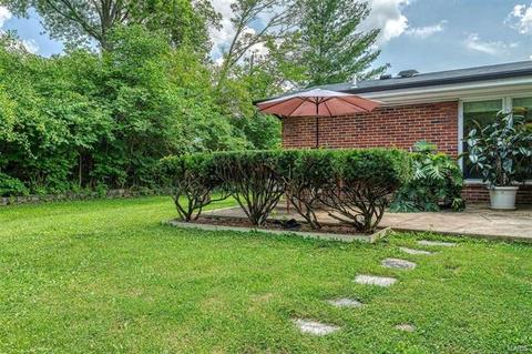 402 Baberton, Ballwin, MO 63011 photo 25