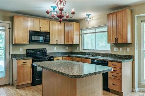 402 Baberton, Ballwin, MO 63011 photo 10