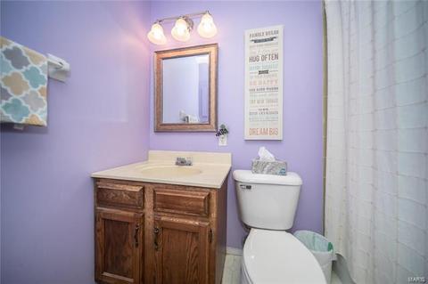 122 Carmel Woods Dr, Ellisville, MO 63021 photo 5