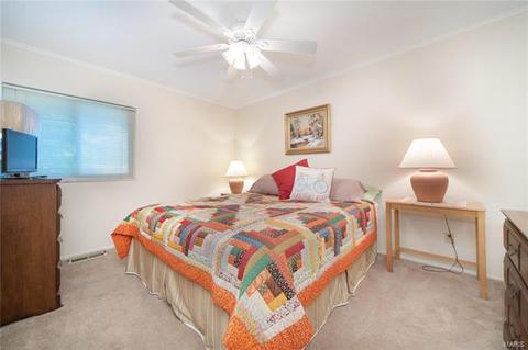 122 Carmel Woods Dr, Ellisville, MO 63021 photo 7