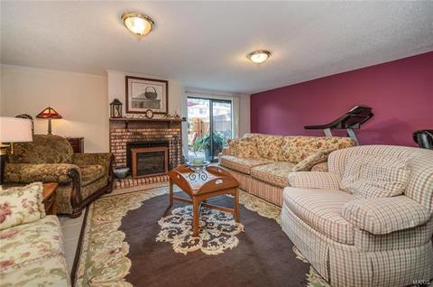 122 Carmel Woods Dr, Ellisville, MO 63021 photo 16