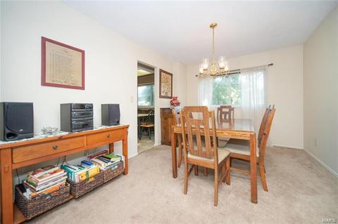 122 Carmel Woods Dr, Ellisville, MO 63021 photo 19