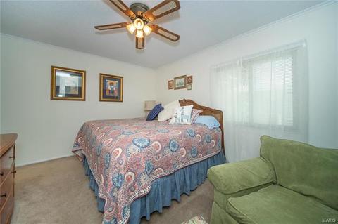122 Carmel Woods Dr, Ellisville, MO 63021 photo 2