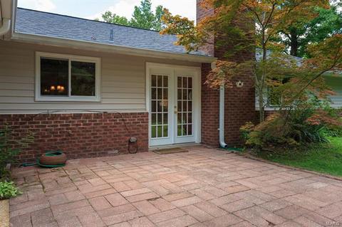 504 Hillbrook Dr, Ballwin, MO 63011 photo 18