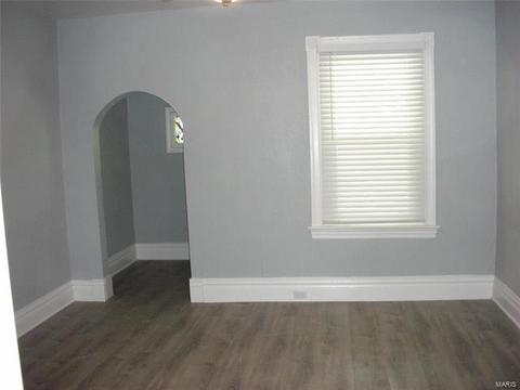 5218 Gresham, Saint Louis, MO 63109 photo 11