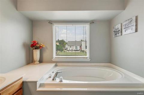 45 W Park Dr, O'fallon, MO 63366 photo 24