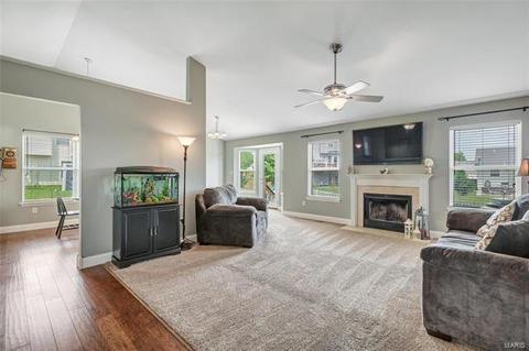 45 W Park Dr, O'fallon, MO 63366 photo 5
