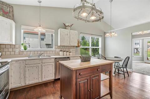45 W Park Dr, O'fallon, MO 63366 photo 16
