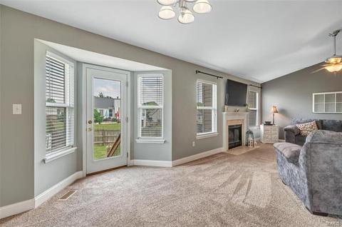 45 W Park Dr, O'fallon, MO 63366 photo 10
