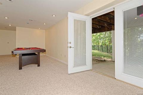 138 Hollyleaf, Ballwin, MO 63021 photo 33