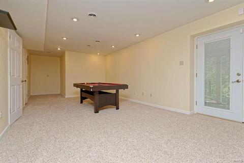 138 Hollyleaf, Ballwin, MO 63021 photo 26