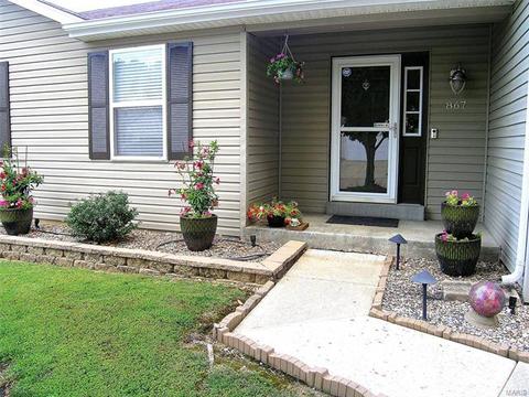 867 Molloy Dr, O'fallon, MO 63366 photo 2