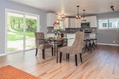419 Iron Warrior Ln, Manchester, MO 63011 photo 12