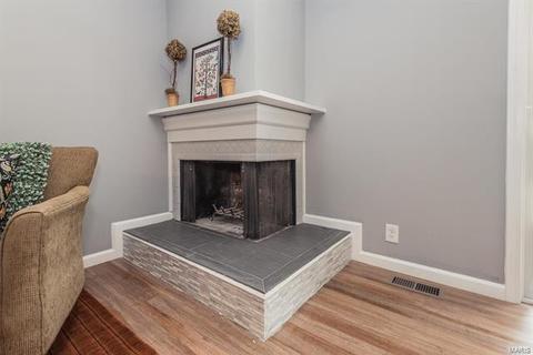 419 Iron Warrior Ln, Manchester, MO 63011 photo 15