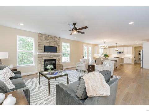 259 Stonewall Dr, Eureka, MO 63025 photo 2