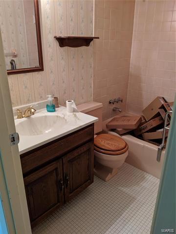 7 Hideaway Ln, Ballwin, MO 63011 photo 9