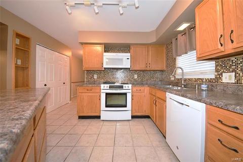 873 Kylewood Pl, Ballwin, MO 63021 photo 13