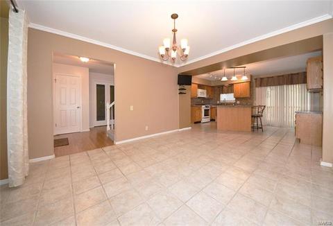 873 Kylewood Pl, Ballwin, MO 63021 photo 9
