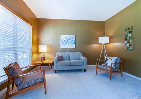 267 Arbor Trails Dr, Ballwin, MO 63021 photo 3
