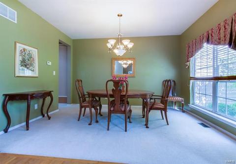 267 Arbor Trails Dr, Ballwin, MO 63021 photo 4