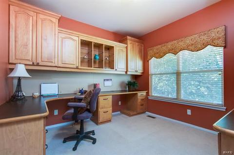 267 Arbor Trails Dr, Ballwin, MO 63021 photo 12