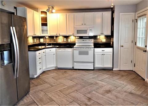 103 Carmel Woods, Ellisville, MO 63021 photo 5
