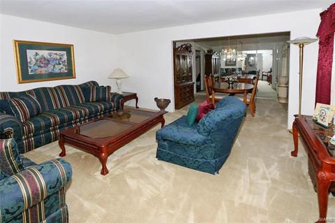 437 Sorrento Dr, Ballwin, MO 63021 photo 7