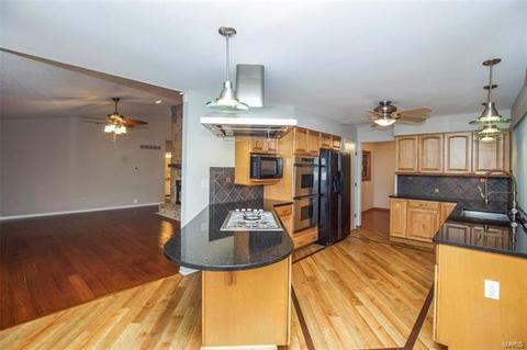 1 Summit Sta, Saint Charles, MO 63303 photo 11