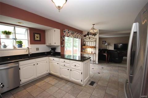 918 Sulphur Spring Rd, Manchester, MO 63021 photo 3
