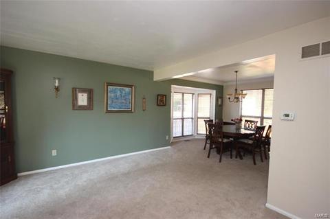 918 Sulphur Spring Rd, Manchester, MO 63021 photo 9