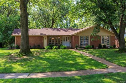 438 Brooktree Dr, Ballwin, MO 63011 photo 1