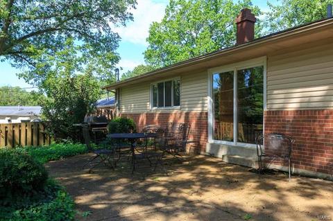 438 Brooktree Dr, Ballwin, MO 63011 photo 21