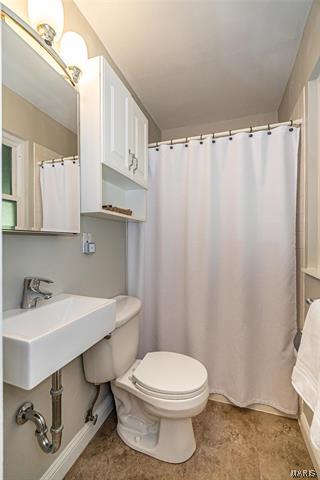 48 Reinke Rd, Ellisville, MO 63021 photo 9