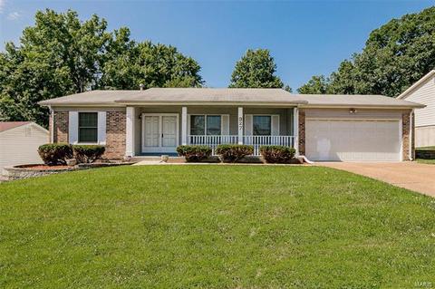 327 Brightfield Trl, Ballwin, MO 63021 photo 1