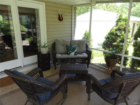 1016 Trianon, Ballwin, MO 63011 photo 18